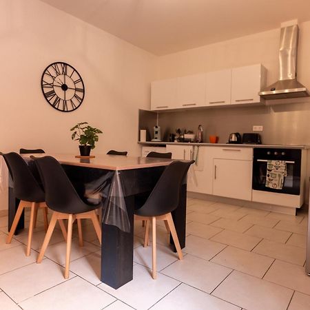 Appartement Tout Equipe Pour 6 Personnes A 15Min Des Plages Μπεζιέ Εξωτερικό φωτογραφία