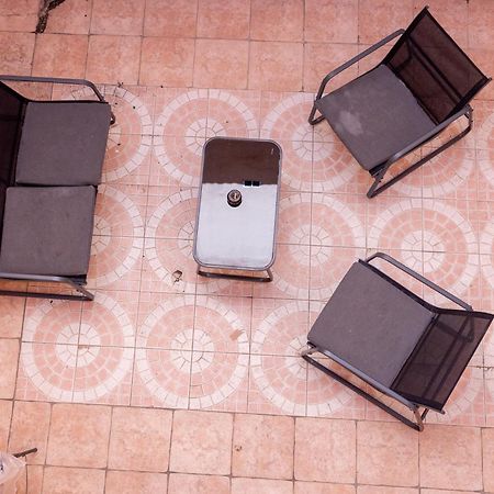 Appartement Tout Equipe Pour 6 Personnes A 15Min Des Plages Μπεζιέ Εξωτερικό φωτογραφία