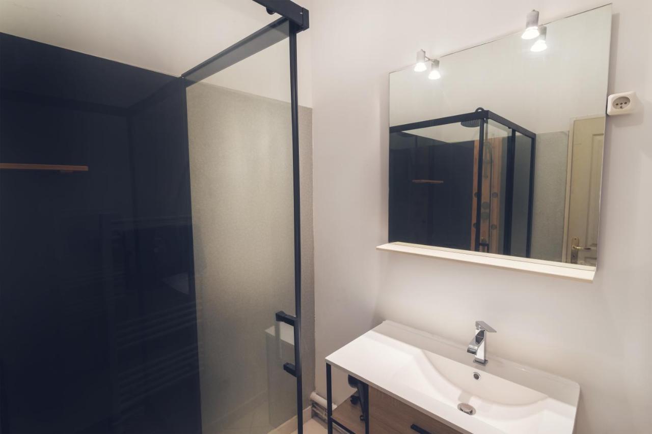 Appartement Tout Equipe Pour 6 Personnes A 15Min Des Plages Μπεζιέ Εξωτερικό φωτογραφία