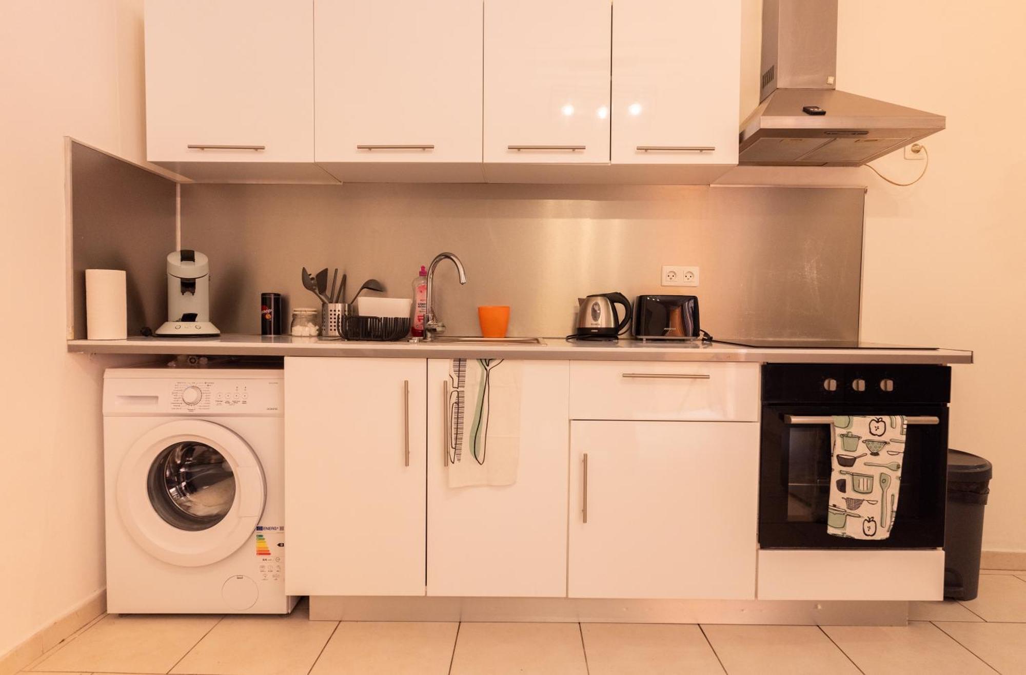 Appartement Tout Equipe Pour 6 Personnes A 15Min Des Plages Μπεζιέ Εξωτερικό φωτογραφία