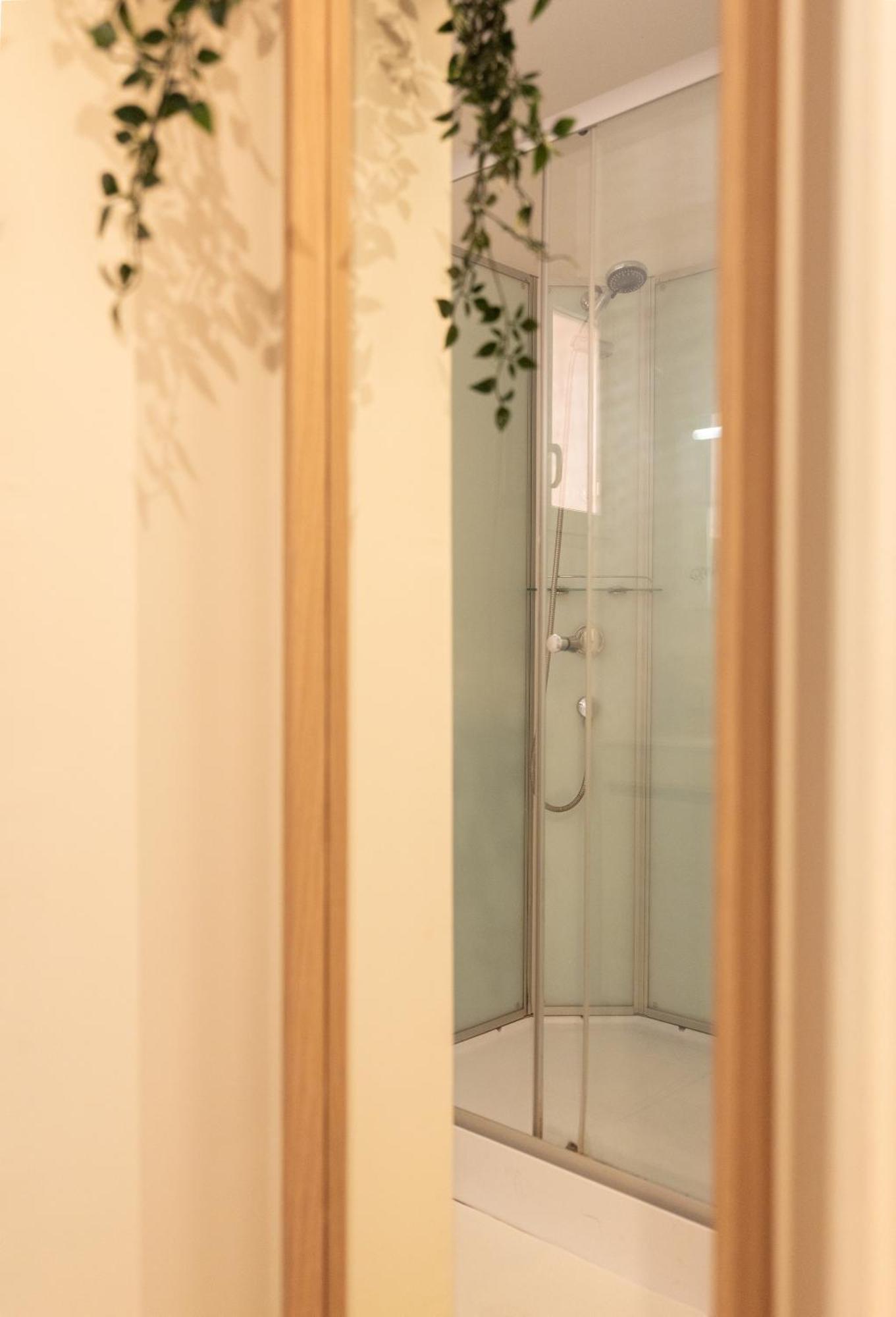 Appartement Tout Equipe Pour 6 Personnes A 15Min Des Plages Μπεζιέ Εξωτερικό φωτογραφία